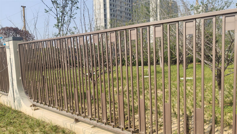 圍墻護欄